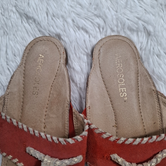 Aerosoles Red Gold Suede Leather Tassel Slip On Wedge Sandals Size 9 - Picture 4 of 10